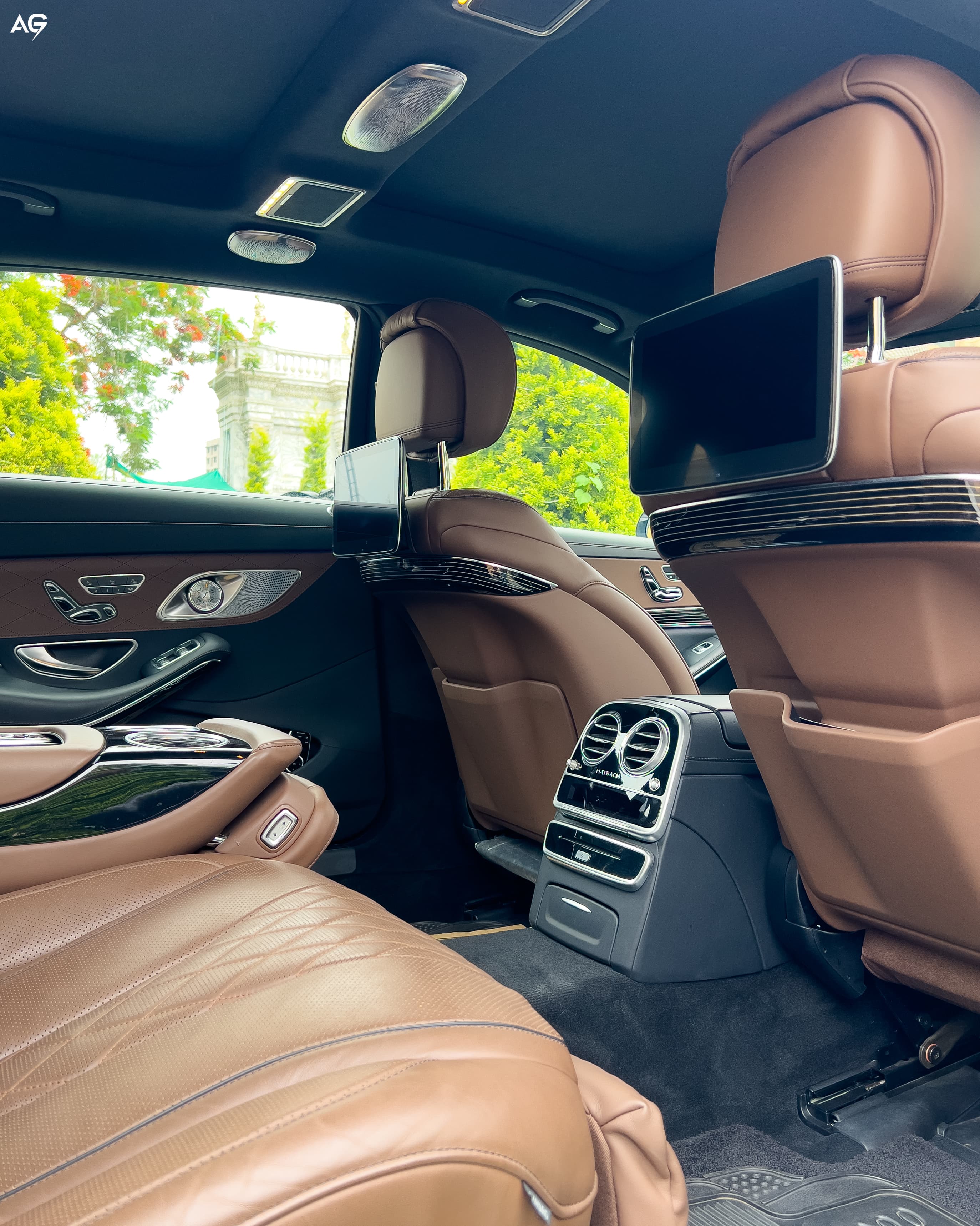 Maybach S560