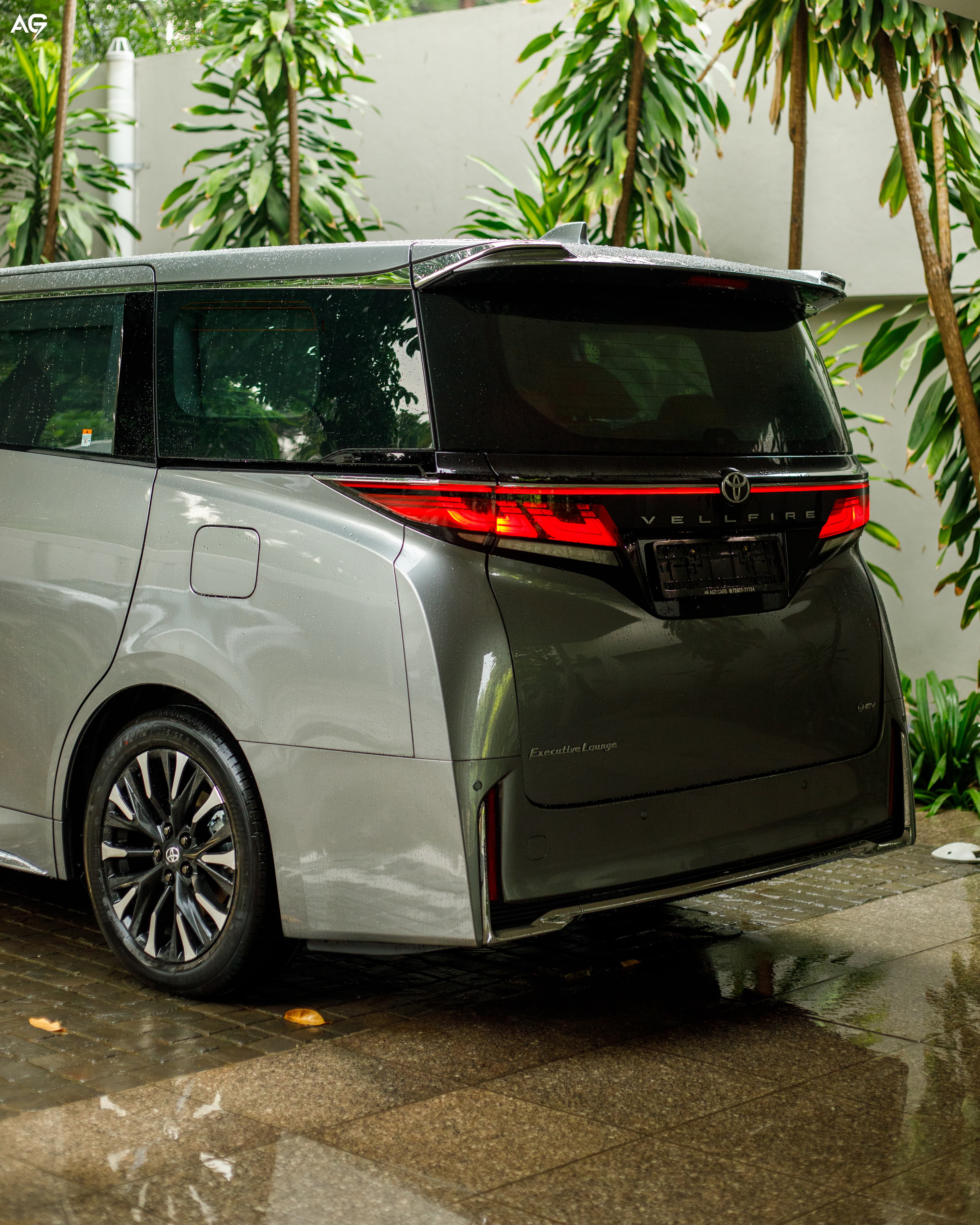 New Toyota Vellfire