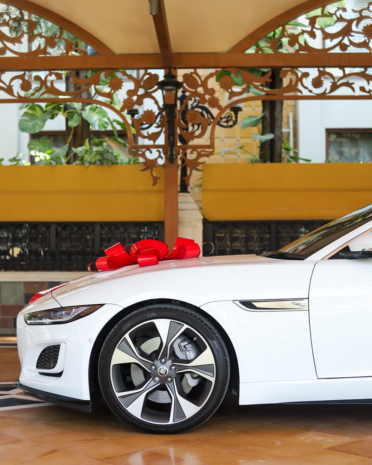 New Jaguar F-Type 2.0L